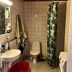 Good Location Close To East Center