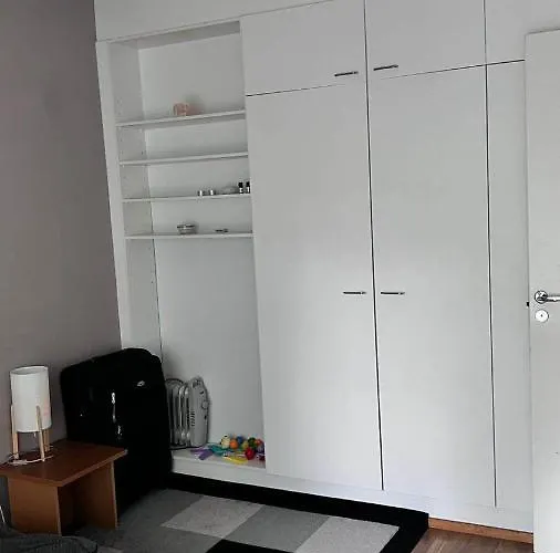 Good Location Close To East Center *