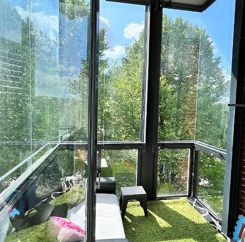 Good Location Close To East Center דירה *