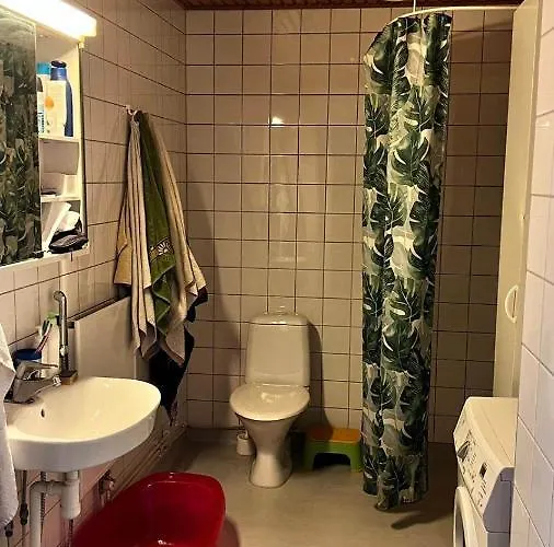 Good Location Close To East Center